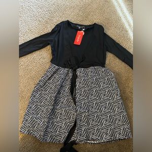 Tie front black and white dress